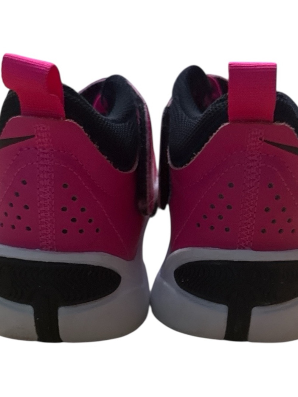Nike Team Hustle D 11 basketball shoes in a bright pink Size 4 - Picture 4 of 6